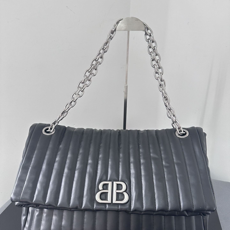 Ba*len*cia*ga top handle bags